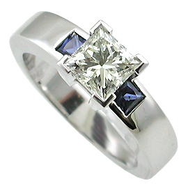 18K White Gold  Ring : 0.90 cttw Diamond & Sapphires