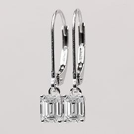14K White Gold Drop Earrings : 0.70 cttw Diamonds