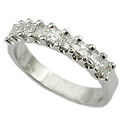 18K White Gold Multi Stone Ring : 0.75 cttw Diamonds