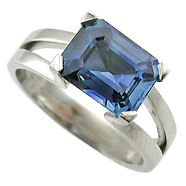 18K White Gold Solitaire Ring : 1.00 ct Sapphire