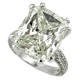 18K White Gold Multi Stone Ring : 11.00 cttw Diamonds