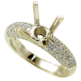 18K Yellow Gold Multi Stone Setting : 0.90 cttw Diamonds