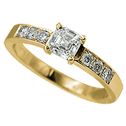 18K Yellow Gold 0.71cttw Diamond Ring