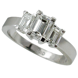 18K White Gold Three Stone Ring : 1.00 cttw Diamonds