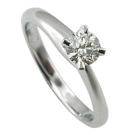18K White Gold Solitaire Ring : 0.30 ct Diamond