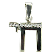 14K White Gold 0.10cttw Diamond Pendant