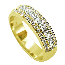 18K Yellow Gold Band : 0.74 cttw Diamonds