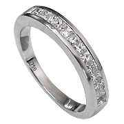 18K White Gold 0.60cttw Diamond Band