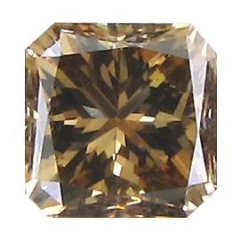 0.74 ct Radiant Diamond : Fancy Champagne / SI1