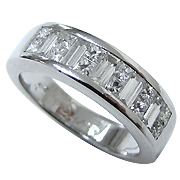 18K White Gold 0.92cttw Diamond Band