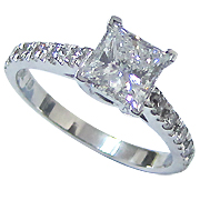 18K White Gold 1.00cttw Diamond Ring