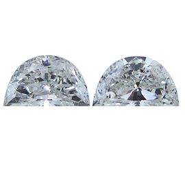 Pair of Half Moon Diamonds : F / SI1