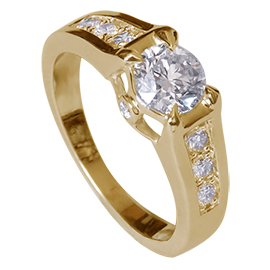 18K Yellow Gold Multi Stone Ring : 0.90 cttw Diamonds