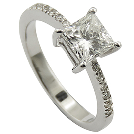 18K White Gold Multi Stone Ring : 1.13 cttw Diamonds