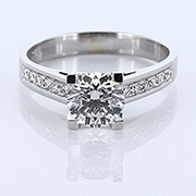 18K White Gold 1.05cttw Diamond Ring