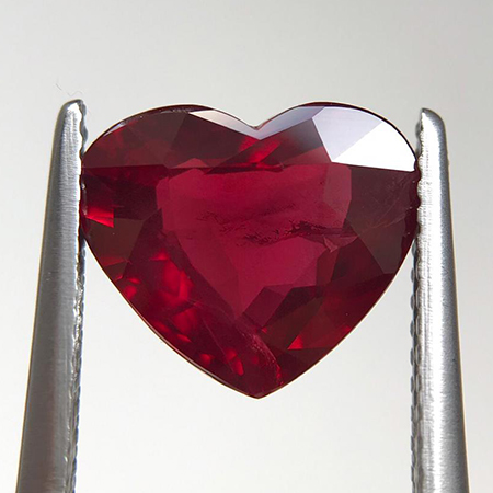 4.03 ct Heart Shape Ruby : Pigeon Blood Red