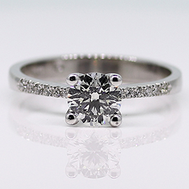 14K White Gold Solitaire Ring : 0.80 cttw Diamonds