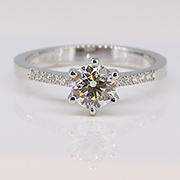 14K White Gold 0.82cttw Diamond Ring