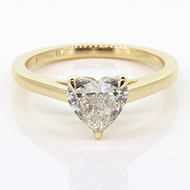 18K Yellow Gold Solitaire Ring : 1.00 ct Diamond