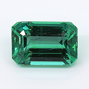 3.71 ct Fine Green Emerald Cut Emerald