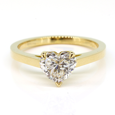 18K Yellow Gold Solitaire Ring : 1.00 ct Diamond