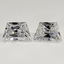 0.57 cttw Pair of Trapezoid Natural Diamonds : E / SI1