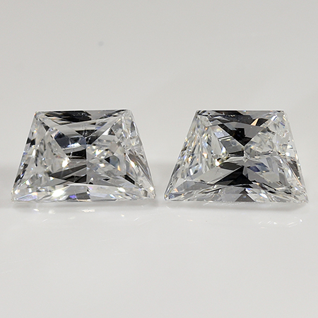 0.57 cttw Pair of Trapezoid Natural Diamonds : E / SI1
