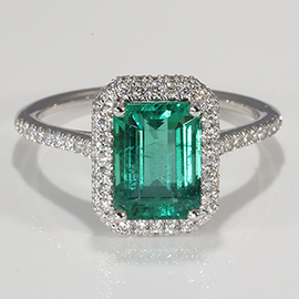 18K White Gold Multi Stone Ring : 2.00 cttw Emerald & Diamonds