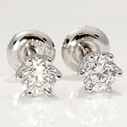 14K White Gold 0.80cttw Diamond Earrings