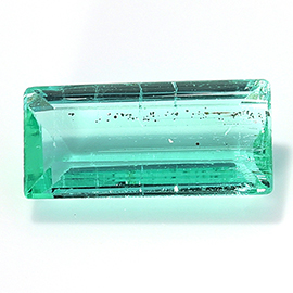 0.63 ct Baguette Emerald : Light Green