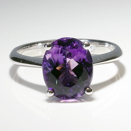 14K White Gold Solitaire Ring : 2.67 ct Amethyst