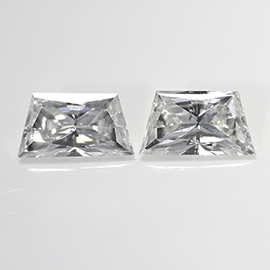 0.58 cttw Pair of Trapezoid Brilliant Cut Diamonds : G / SI2