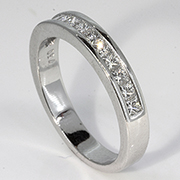 18K White Gold 1/2ct Diamond Band