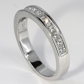 18K White Gold Band : 0.52 ct Diamonds