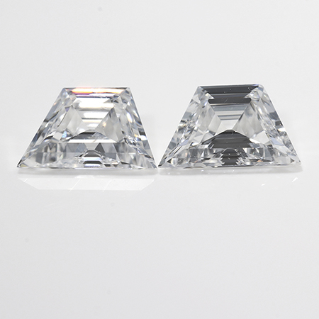 0.41 cttw Pair of Trapezoid Diamonds : E / SI1