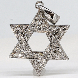 18K White Gold 0.25cttw Star of David Diamond Pendant