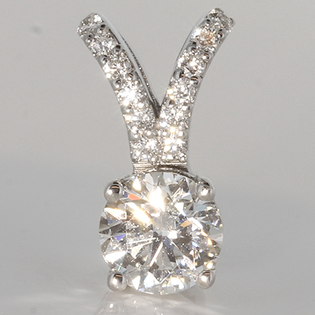 14K White Gold Solitaire Pendant : 0.50 cttw Diamonds