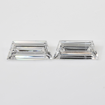 0.34 cttw Pair of Trapezoid Natural Diamonds : E / VS2