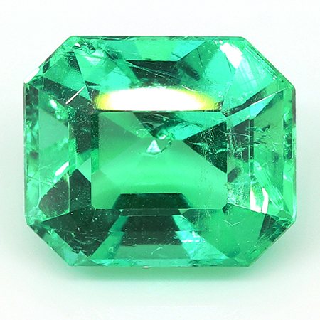 1.52 ct Emerald Cut Emerald : Rich Grass Green