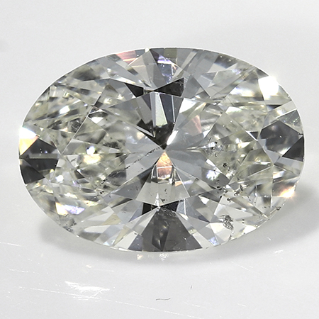 0.68 ct Oval Diamond : J / SI2