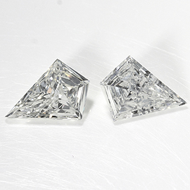 0.57 cttw Pair of kite Diamonds : H / VS2