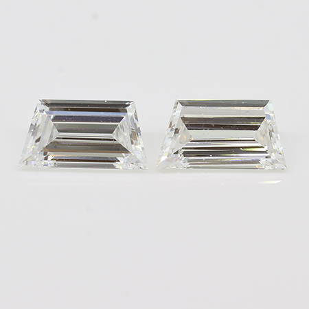 0.27 cttw Pair of Trapezoid Step Cut Diamonds : F / VVS2