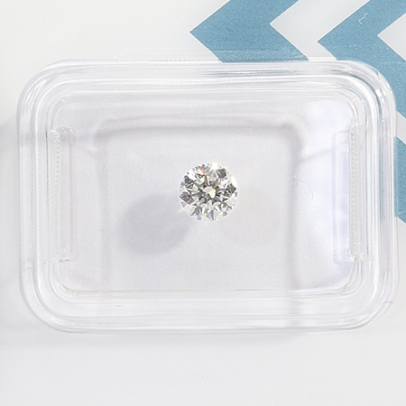 0.37 ct Round Natural Diamond : F / VVS2
