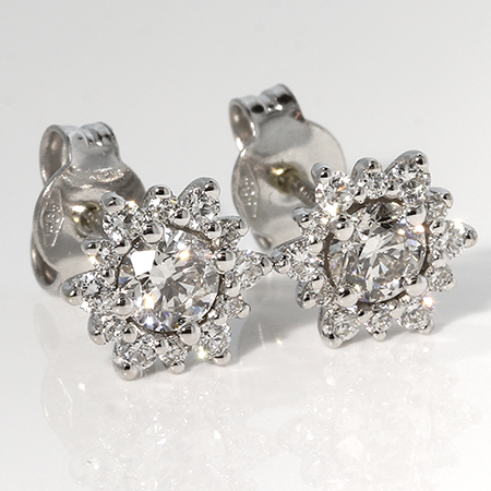 14K White Gold Designer Stud Earrings : 0.84 cttw Diamonds