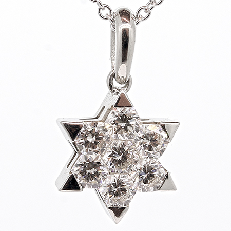 18K White Gold Star of David Pendant : 0.65 cttw Diamonds