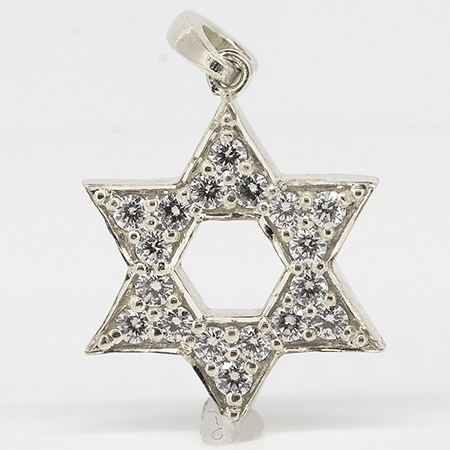 18K White Gold 0.25cttw Diamond Star of David Pendant