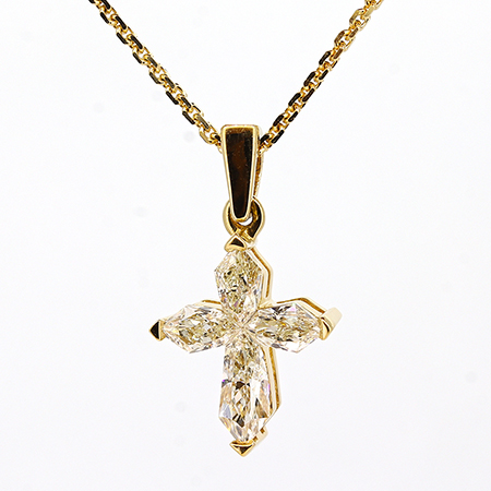 18K Yellow Gold Cross Pendant : 0.52 cttw Diamonds