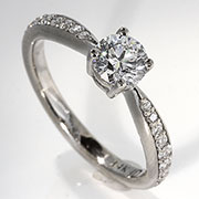 14K White Gold 0.68cttw Diamond Ring