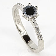 18K White Gold 0.62cttw Diamond Ring - Black Color Enhanced