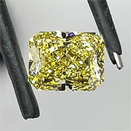 2.50 ct Radiant Diamond : Fancy Intense Yellow / VS1